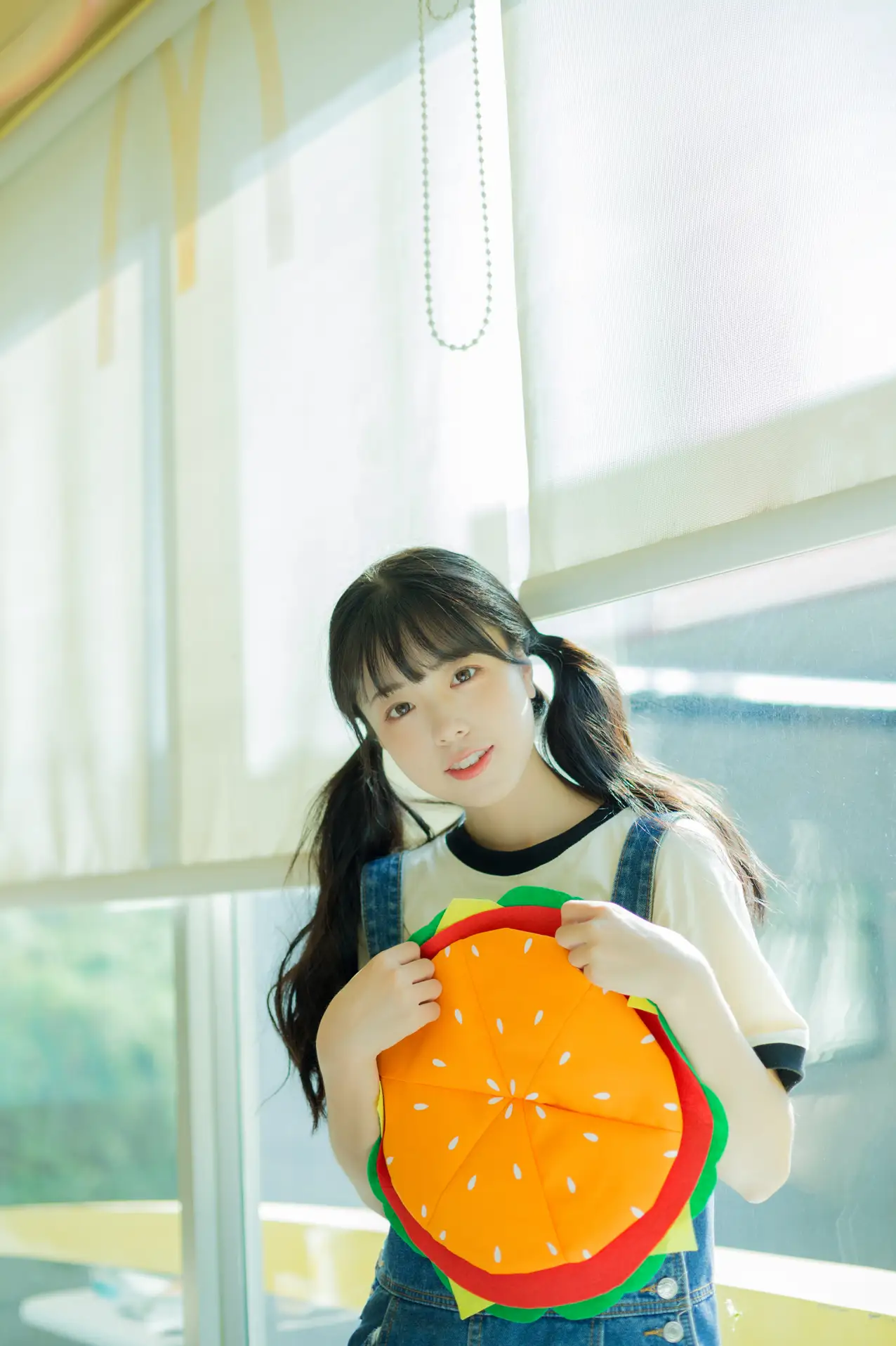 [YITUYU] 2022.08.31 Vol.1835 – Today I am a cute burger Cute bubbles#[36P]-5