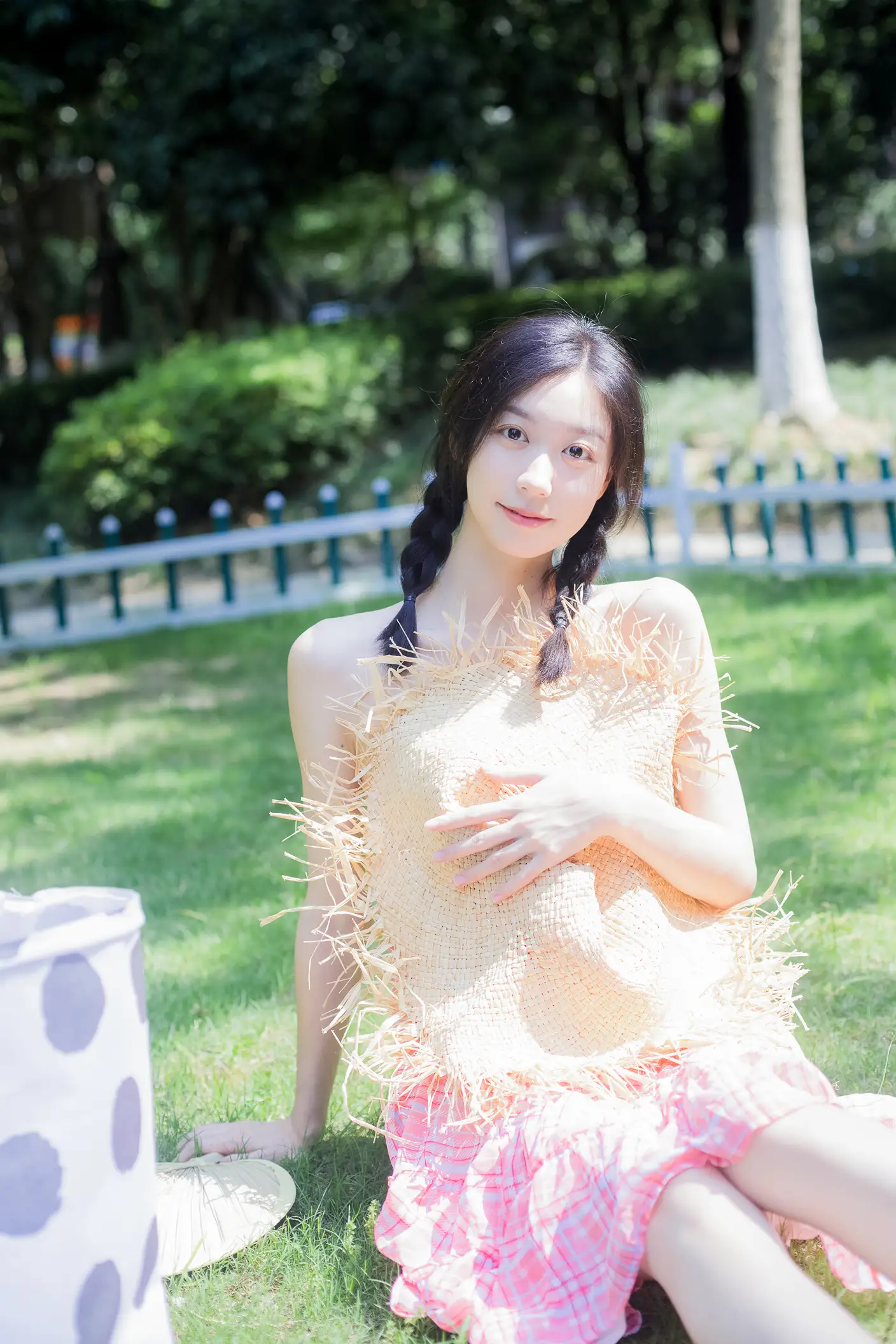 [YITUYU] 2022.07.19 Vol.1520 – The weather is sunny today Cat Feeding Girl Cat Girl-#[42P]-15